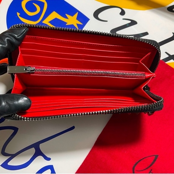 CHRISTIAN LOUBOUTIN Camouflage Black
& Gold Panettone Wallet Spiked, Zippy Camo - Picture 11 of 16